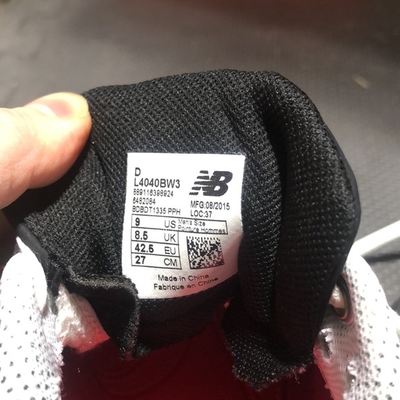 New Balance – Black/White Low 4040v3 Baseball Spikes (L4040BW3) - Picture 8 of 9